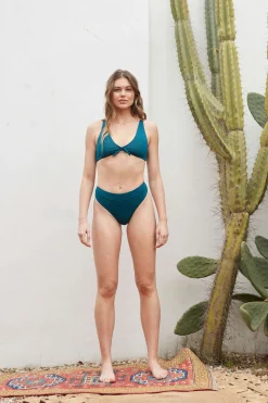 Bas de maillot turquoise en recyclé - atoll bleu zénith