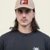 Casquette brodée en coton bio | beige "six panel kiss"