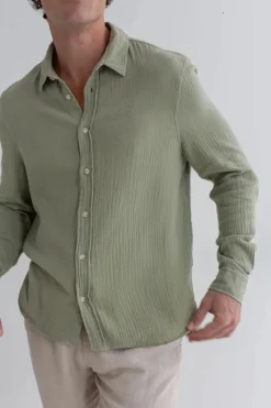 Chemise en gaze de coton bio | vert clair "unyee - light green"