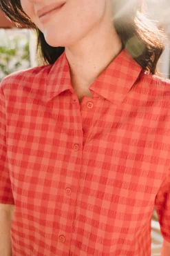 Chemise manches courtes seersucker en coton bio | rouge "red checks seersucker ane blouse"