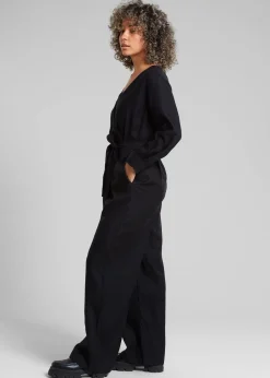 Combinaison longue en tencel | noir "wrap jumpsuit farsta black"
