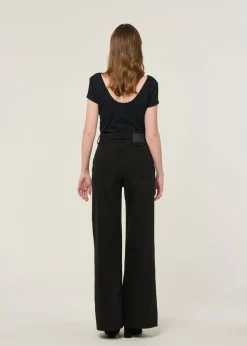 Jean évasé en coton bio et recyclé | noir "sara high loose nero"