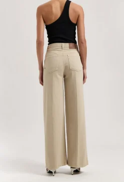 Jean évasé fluide en coton bio et tencel | beige "sara high loose flow - sand"