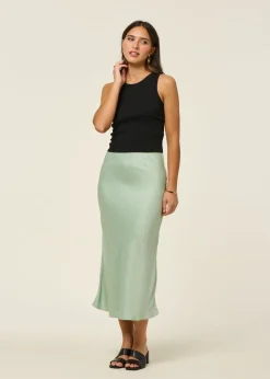 Jupe en satin recyclé | vert clair 