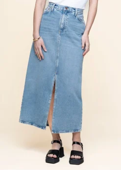 Jupe longue jean en coton bio | bleu "anna denim skirt desert - light blue"