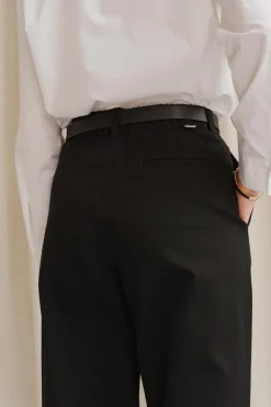 Pantalon droit à pinces en coton bio | noir 