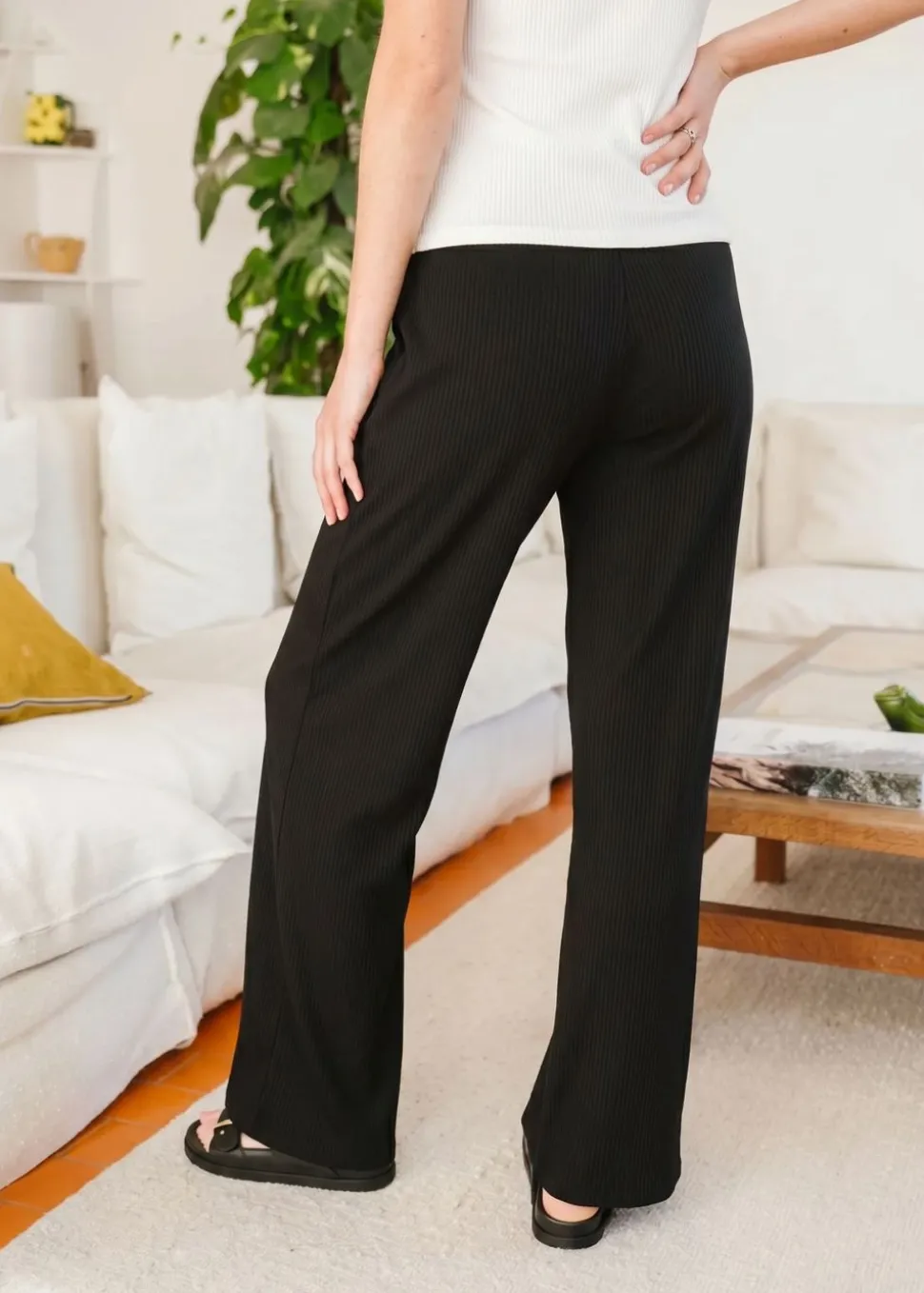 Pantalon fluide en tencel côtelé taille élastiquée "tania" | noir
