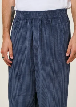 Pantalon large velours côtelé en coton bio | bleu "cord wide pant - stone blue"