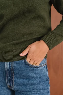 Pull droit en laine mérinos recyclée | olive