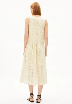 Robe brodée en coton biologique | beige 