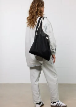 Sac cabas en matière recyclée | noir "onyx t-shirt bag"