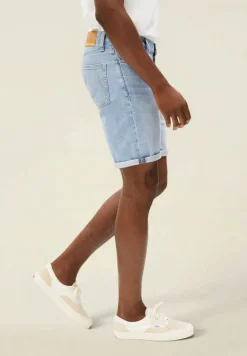 Short denim ajusté en coton bio et chanvre | bleu clair "naailo denim short - tethys"