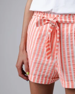 Short en coton bio et recyclé | rayé rose "stripes belted shorts vermillion red"