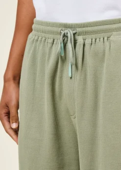 Short en coton bio piqué | vert "essingen waffle iceberg green"