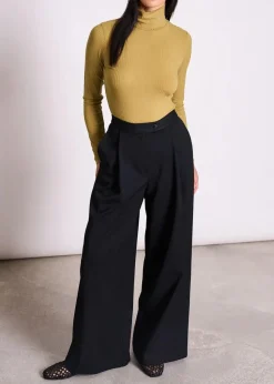 Top col roulé côtelé en tencel | olive "mio woody olive"