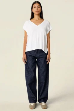 T-shirt col v en tencel | blanc "camiseta zur-10 - white"