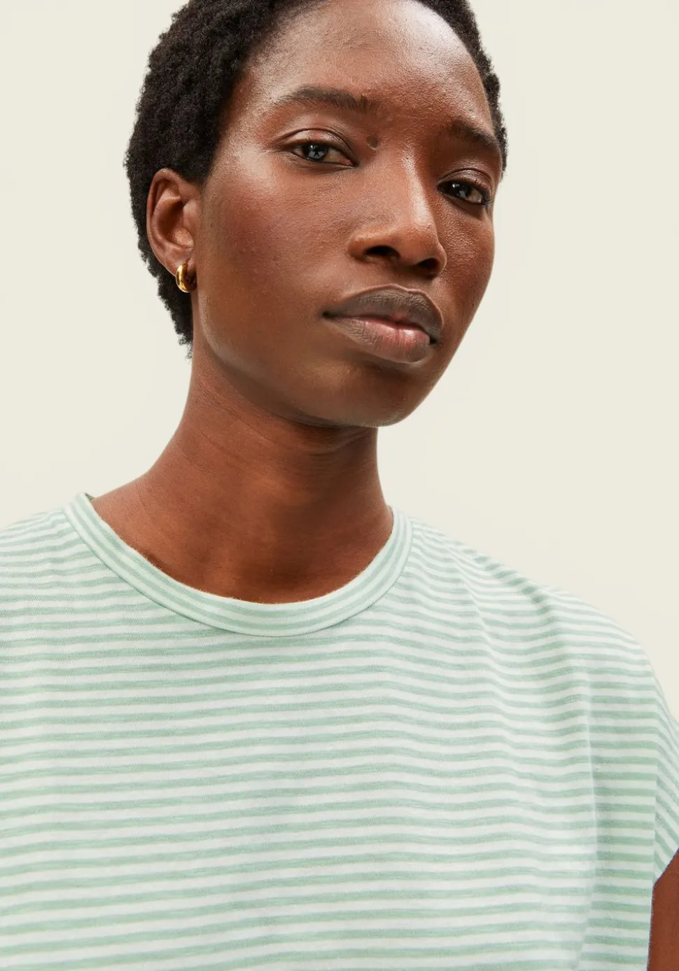 T-shirt en coton bio | vert et blanc "slub jersey stripe t-shirt - oatmilk-foam"