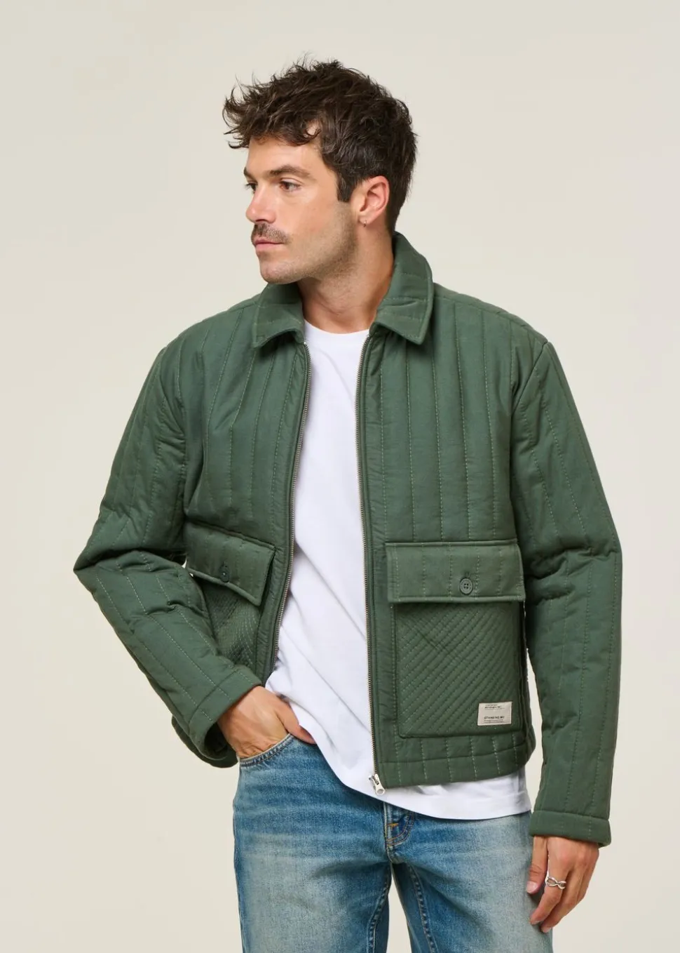 Veste matelassée en coton bio | vert "dark eucaliptus roc jacket - green"