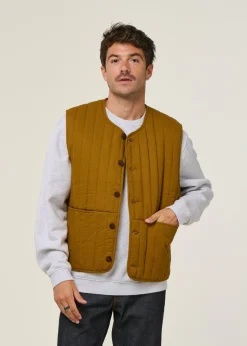 Veste matelassée sans manches en coton bio | camel "light oak jon vest - brown"
